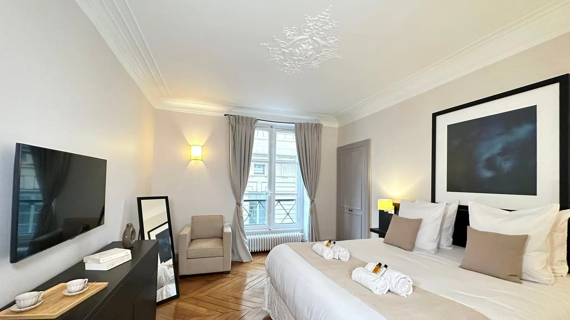 Apartment Luxembourg Garden Unique Haven