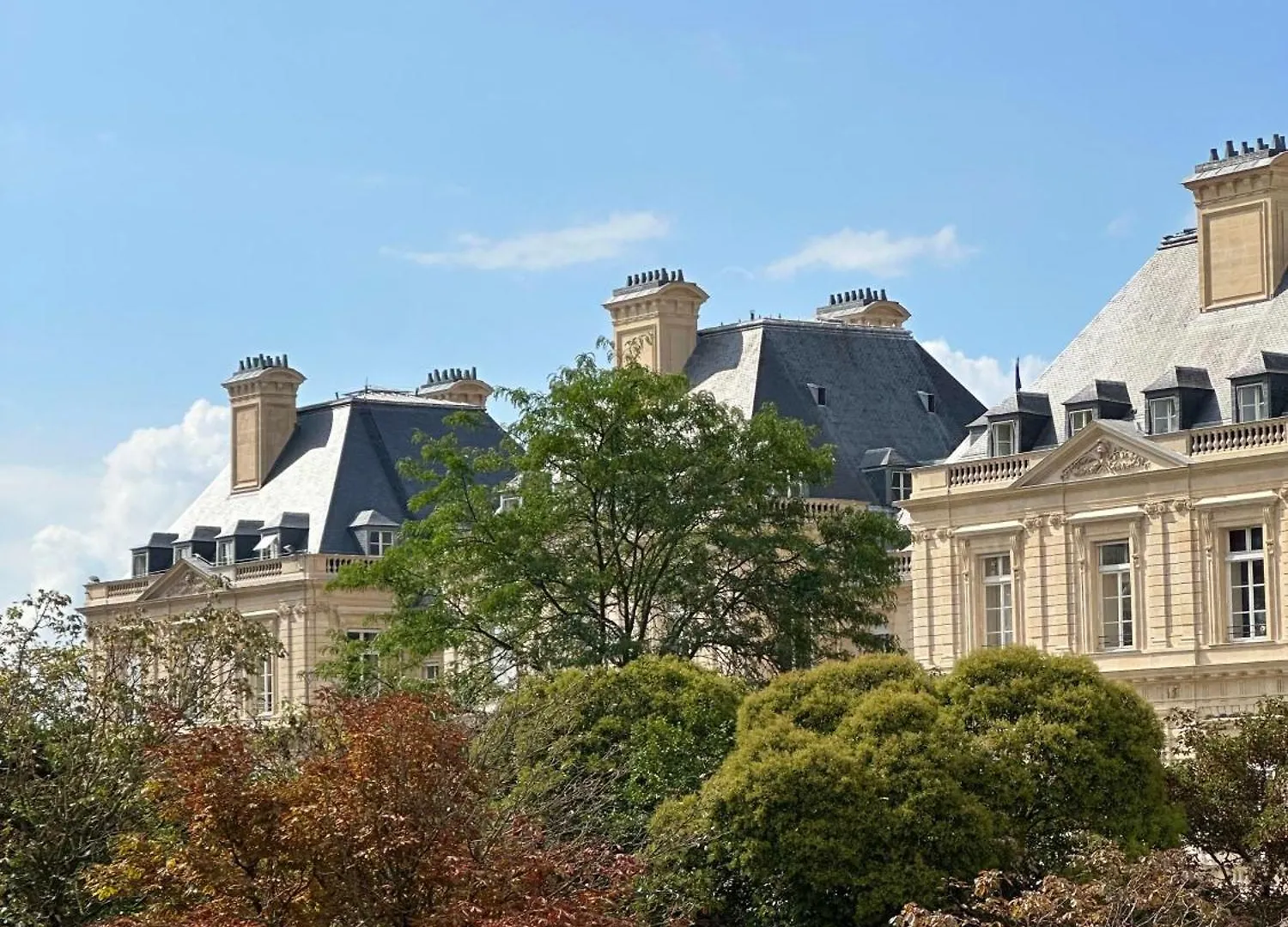 Luxembourg Garden Unique Haven